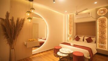 Habitació doble estàndard, vistes a la ciutat | Escriptori, espai de treball apte per a portàtils i wifi gratuïta