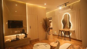 Chambre Double Deluxe, balcon, vue ville | Intérieur