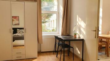 Basic Apartment | Exterior