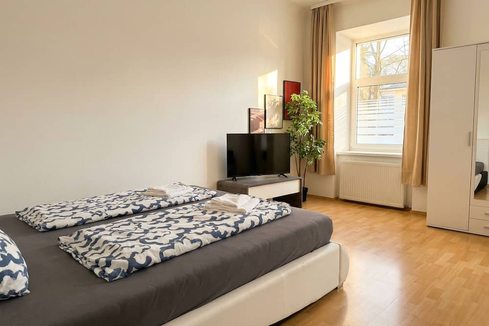 Modern Apartment Near Enkplatz