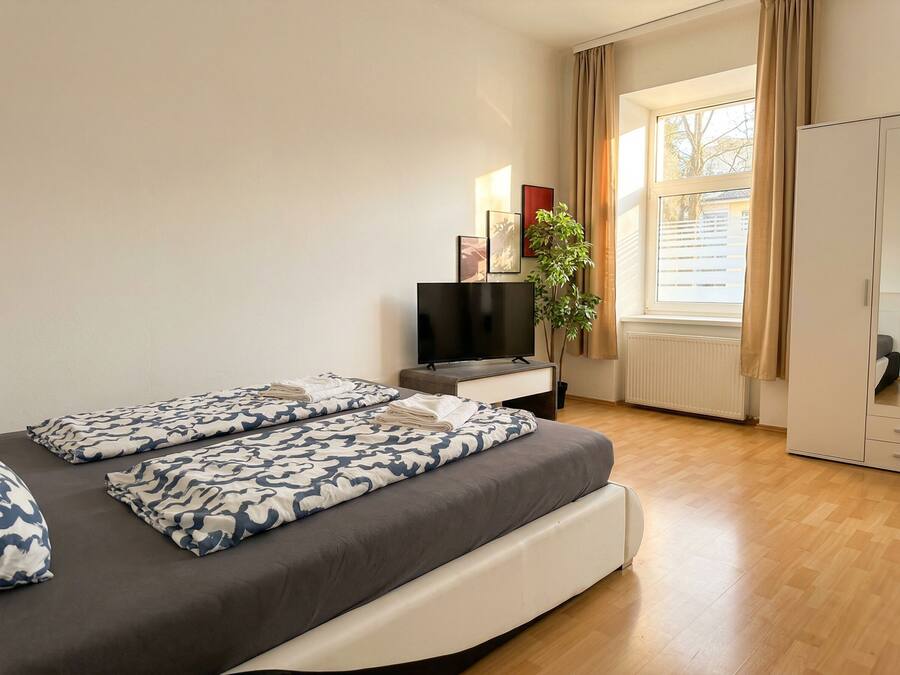 Basic Apartment | Iron/ironing board, free WiFi