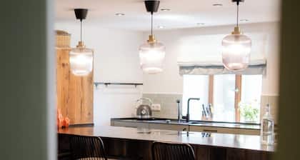 alima. Der Hof – Großes, stilvolles Bauernhaus für Familien & Freundesgruppen