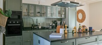 Cottage 'La Maison De La Pépée' with Mountain View and Shared Terrace