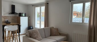 Le prestige - Charming new T2 with terrace.