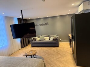 Espacio para trabajar con un portátil y wifi gratis