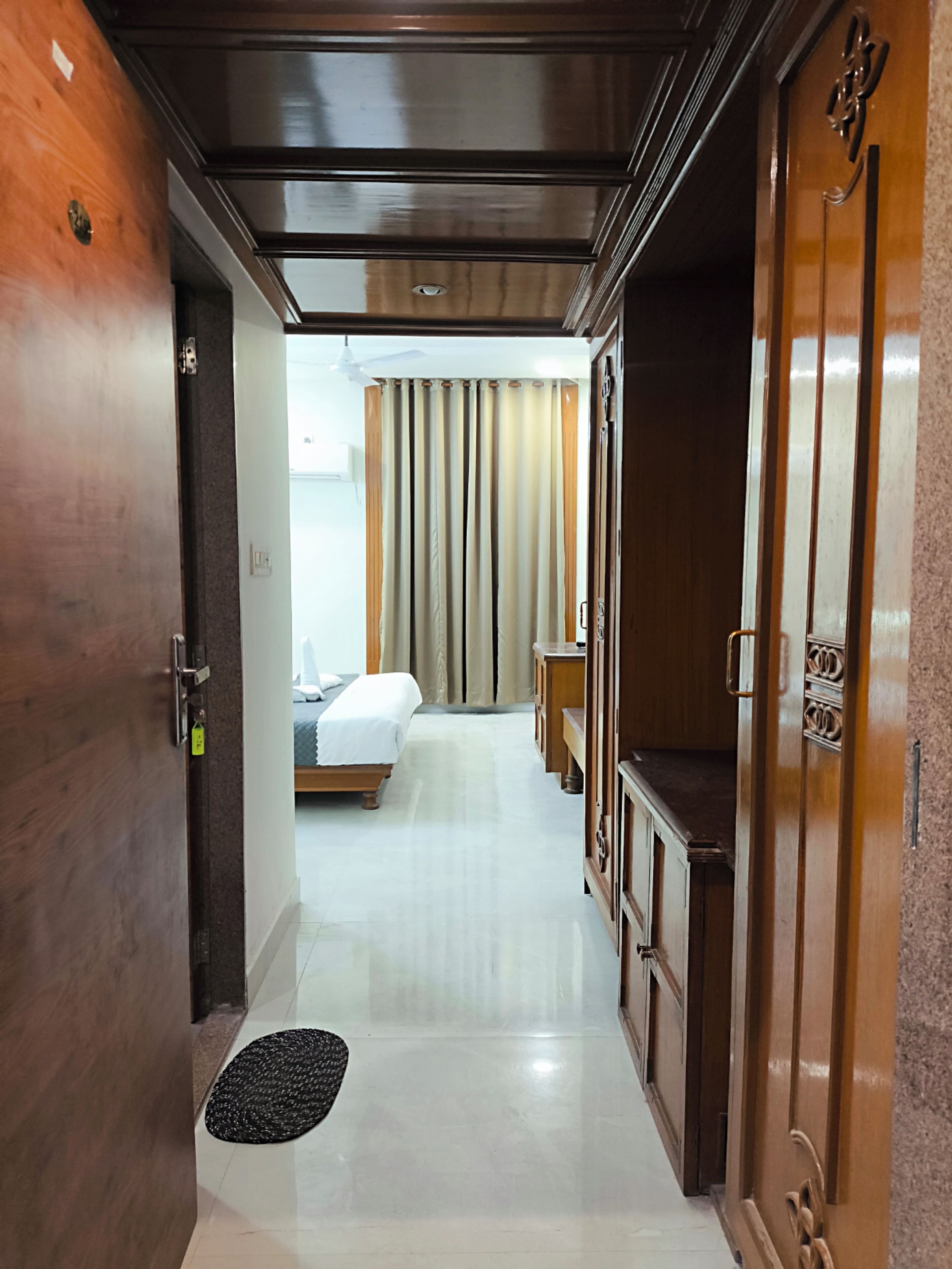 Deluxe Double Room | Desk, laptop workspace, free WiFi