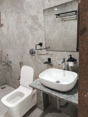 Superior dubbelrum | Badrum | Handdukar, tvål, schampo och toalettpapper