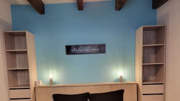 1 quarto, ferros/tĂĄbuas de passar roupa, Wi-Fi, roupa de cama