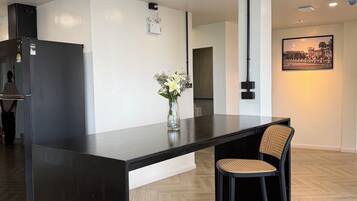 In-room safe, blackout curtains, free WiFi, bed sheets