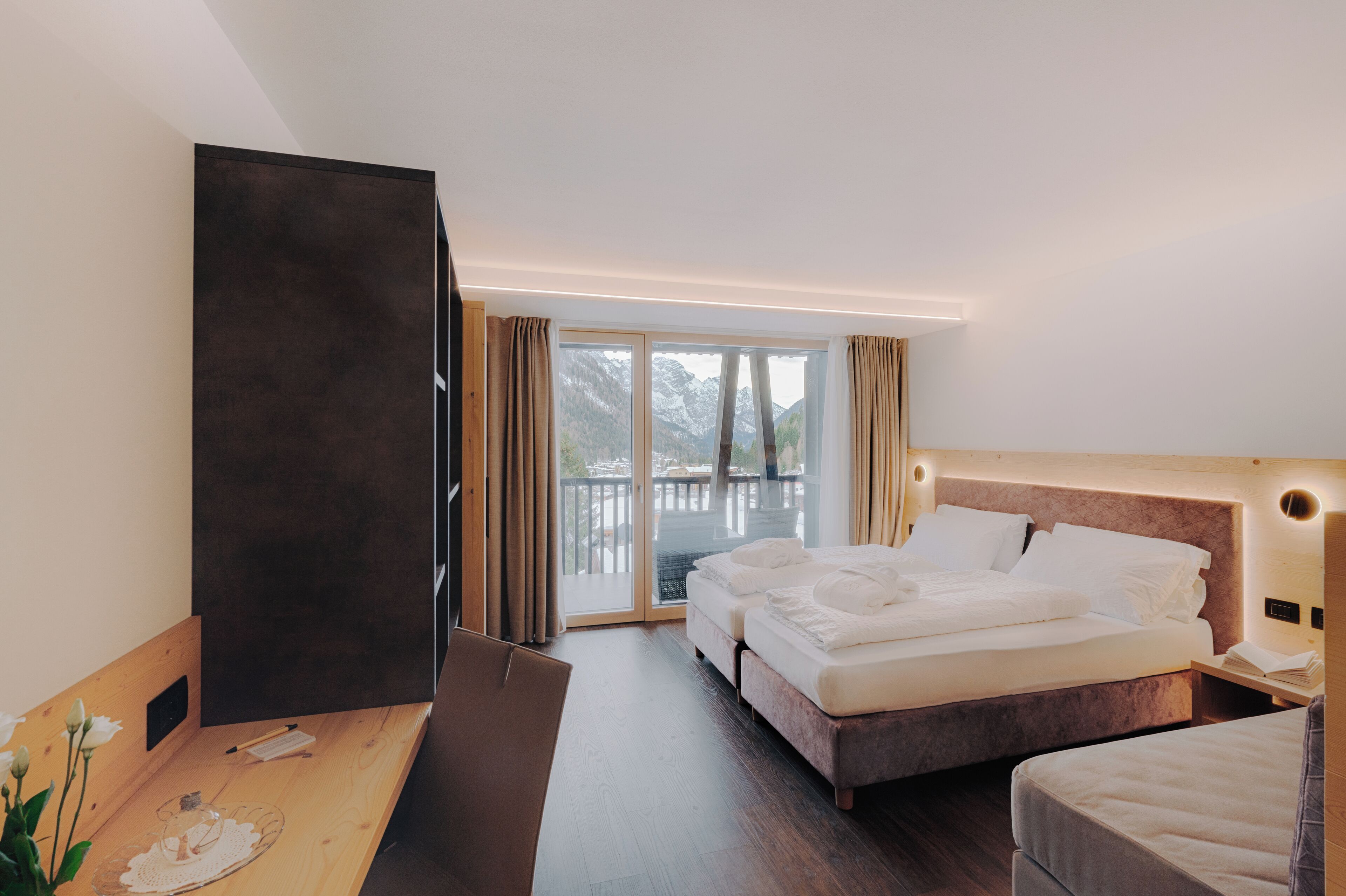 Superior Double or Twin Room, Balcony | Free WiFi, wheelchair access