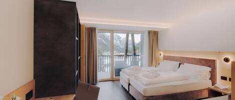 Superior Double or Twin Room, Balcony | Free WiFi, wheelchair access