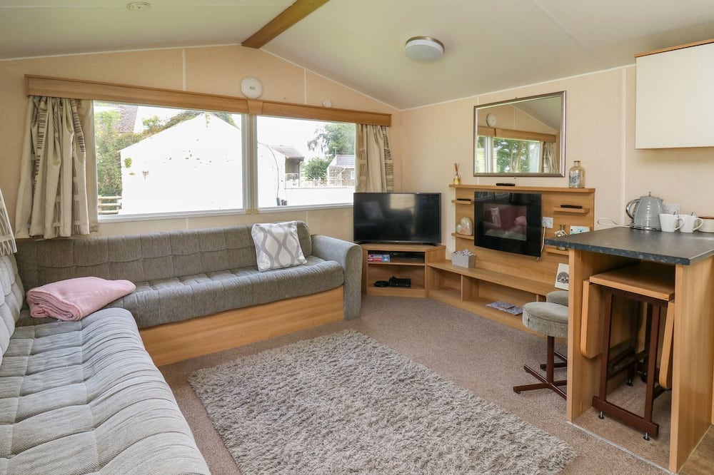 Caravan 3 at Blackmoor Farm Near Tenby - Sageston Fields