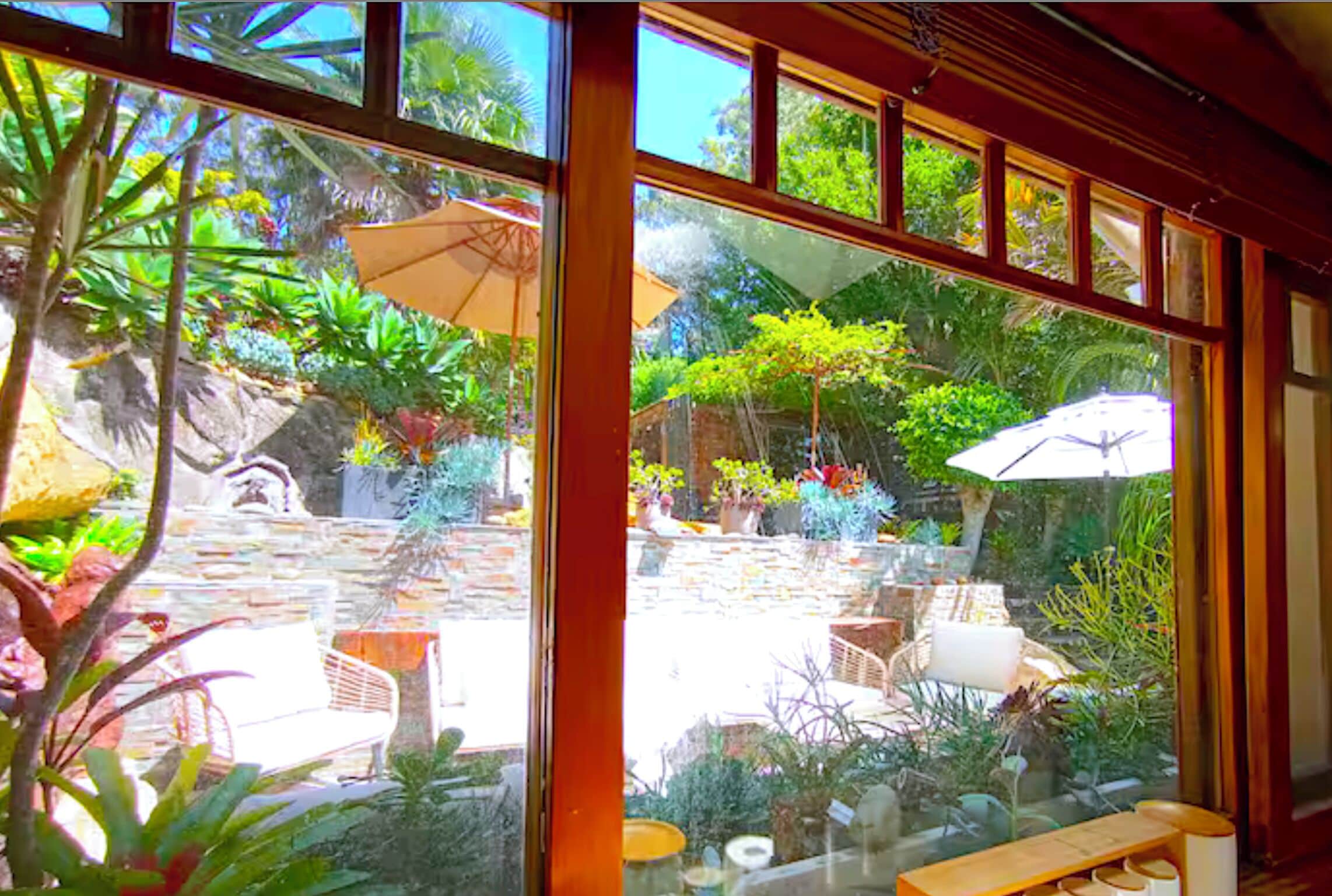 House, 3 Bedrooms, Hot Tub, Garden View | Dining