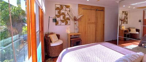 Hus, 3 soverom, spabadekar, hageutsikt | 3 soverom