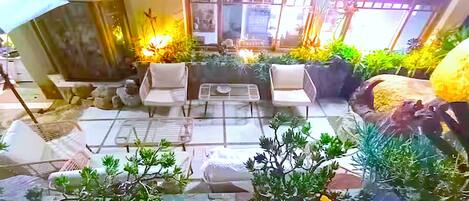 House, 3 Bedrooms, Hot Tub, Garden View | Interior