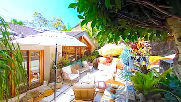 House, 3 Bedrooms, Hot Tub, Garden View | Terrace/patio