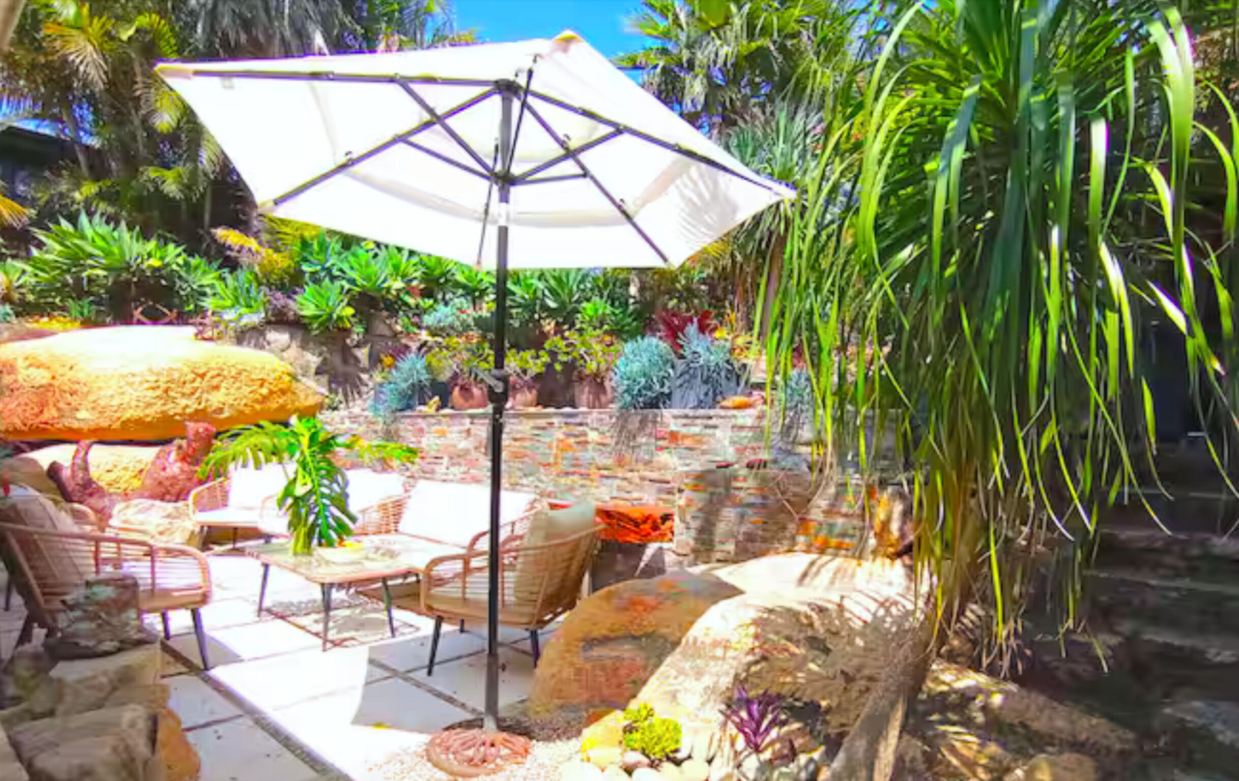 House, 3 Bedrooms, Hot Tub, Garden View | Terrace/patio