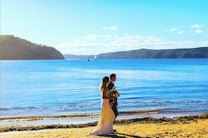 House, 3 Bedrooms, Hot Tub, Garden View | Beach - Charming Retreat! at Famous Palm Beach! Outdoor Spa Till 8! Walk to Ocean Beach! (Sydney)