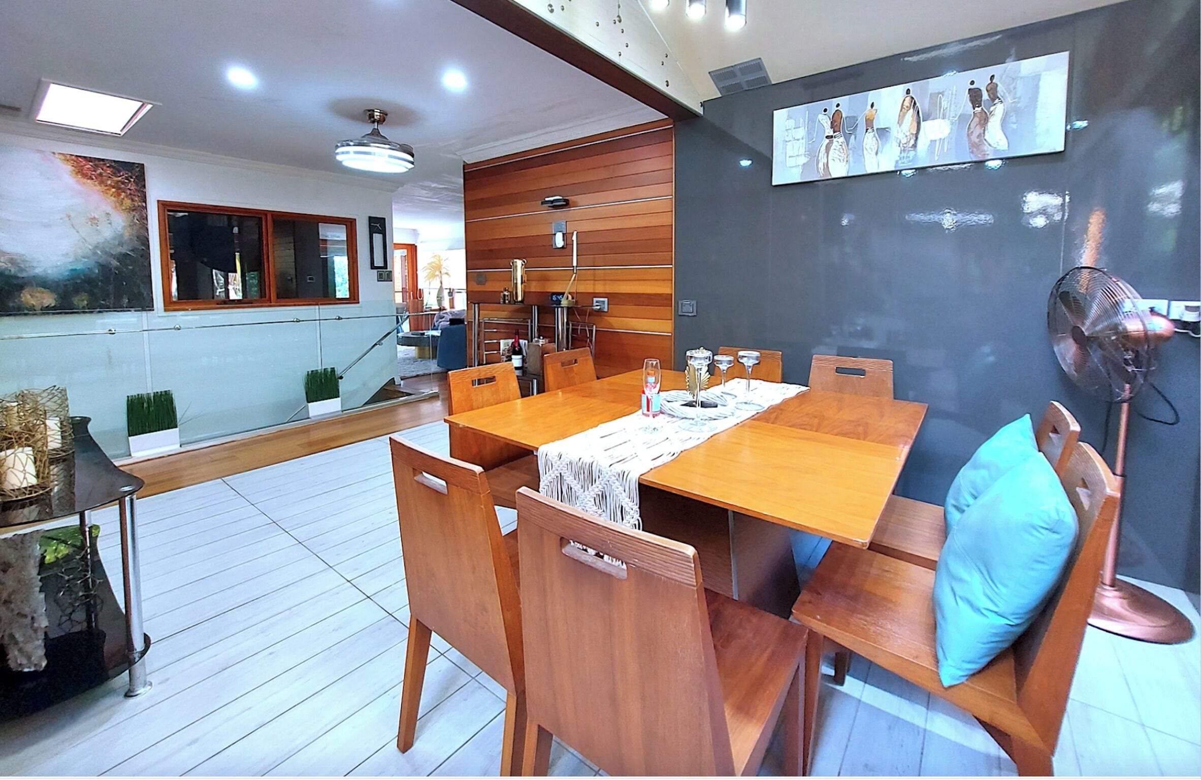 House, 3 Bedrooms, Hot Tub, Garden View | Dining room