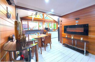 Casa, 3 quartos, banheira de imersão, vista para o jardim | Opções para refeição