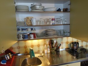 Fridge, oven, cookware/dishes/utensils - das schiefe Haus by Interhome (Oberschan)