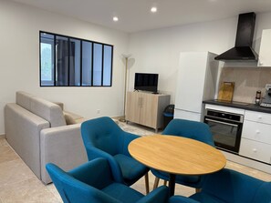 Private kitchen - Le Prestige - T2 New and Fitted (Évreux)