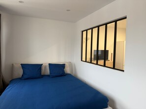 1 bedroom, bed sheets - Le Prestige - T2 New and Fitted (Évreux)