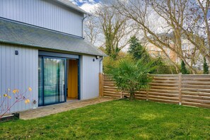 Terrace/patio - 700m from beach - House for 4 - Garden & BBQ (Dinard)