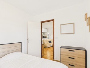 3 slaapkamers, een strijkplank/strijkijzer