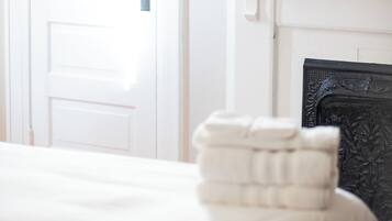 3 dormitorios, tabla de planchar con plancha, wifi gratis y ropa de cama