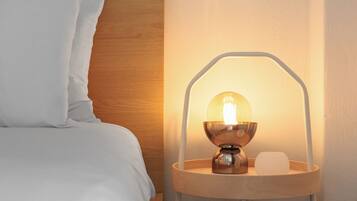 Huoneisto, 3 makuuhuonetta, parveke, kaupunkinäköala | Työpöytä, kannettavalle tietokoneelle sopiva työtila, pimennysverhot