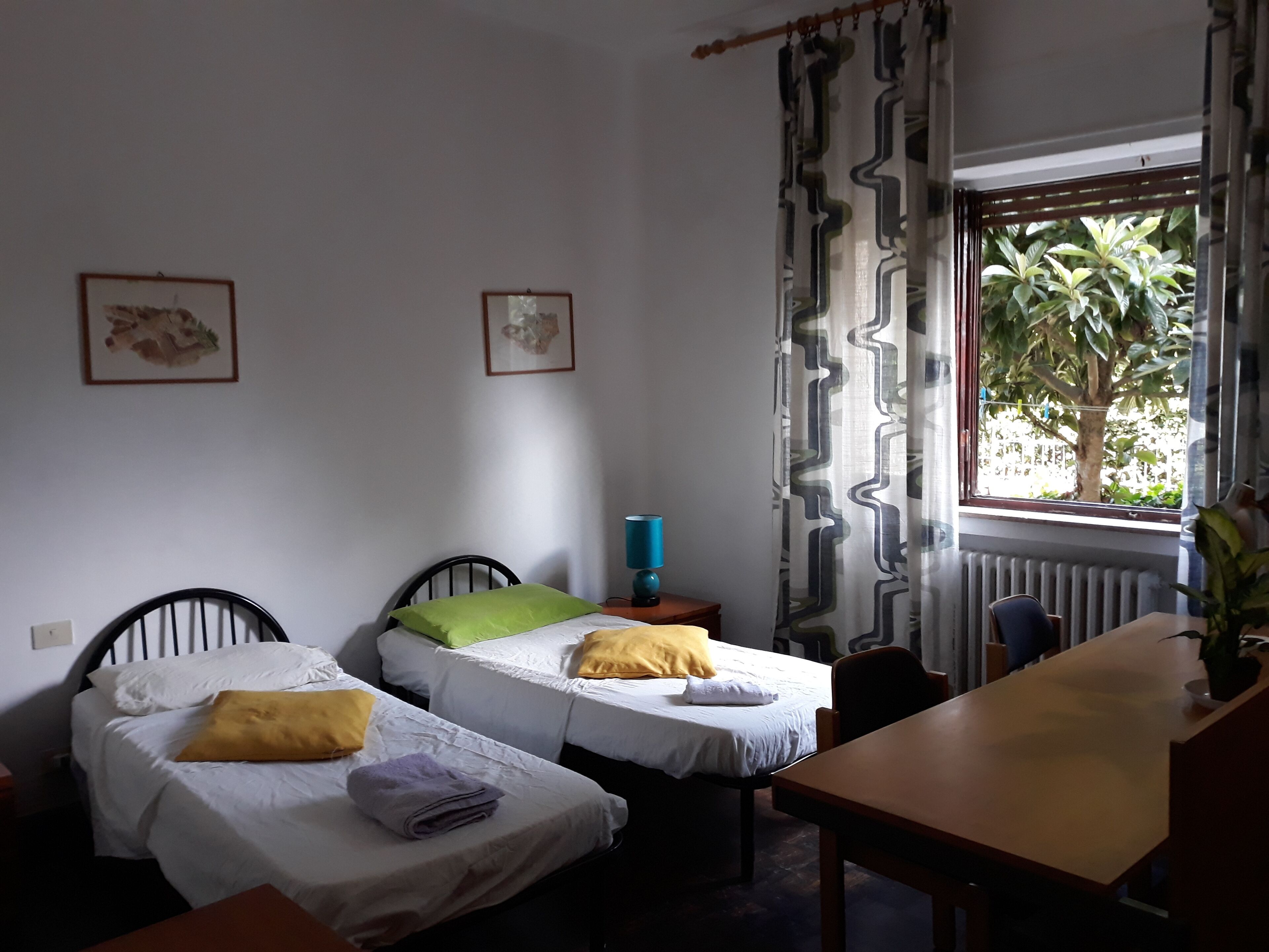 Basic-Zweibettzimmer, Gartenblick | Kostenloses WLAN