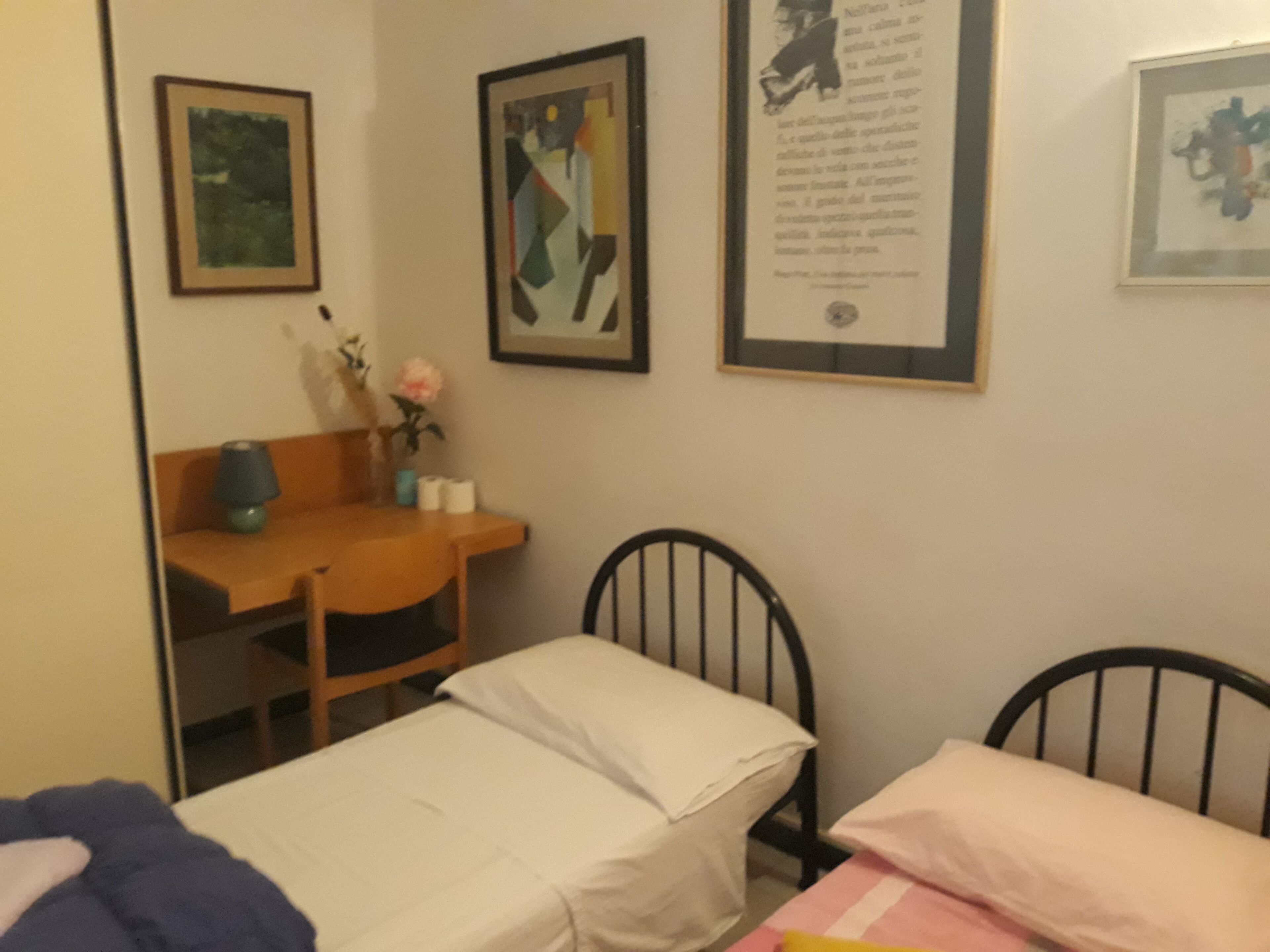 Kolmen hengen huone, näköala puutarhaan | Ilmainen Wi-Fi