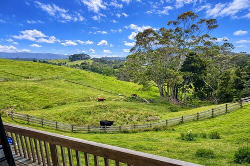 Valley Views Barn - self contained accommodation with amazing views