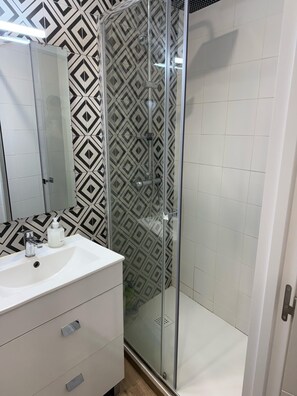 Bathroom - Plaza mayor (madrid)