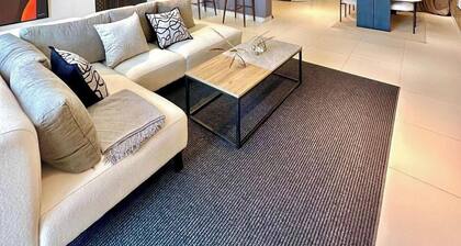 Deluxe Haven Apartment