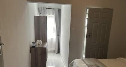 Boutique Ensuite Room Mineheart Hotel, Masvingo