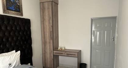 Boutique Ensuite Room Mineheart Hotel, Masvingo