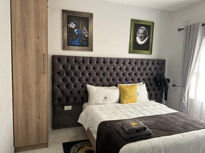 1 bedroom, iron/ironing board, free WiFi, bed sheets - Boutique Ensuite Room Mineheart Hotel, Masvingo (Masvingo)