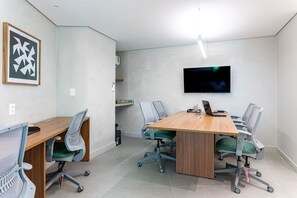 Apartment | Meeting facility - Praia de Gameleira Housi in Boa Viagem by Carpediem (Recife)