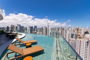 Departamento básico | Alberca | Alberca al aire libre 