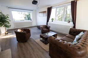 TV - 4* gite with spa area near Juvaincourt, Epinal and Vittel (9 pers) (Mattaincourt)