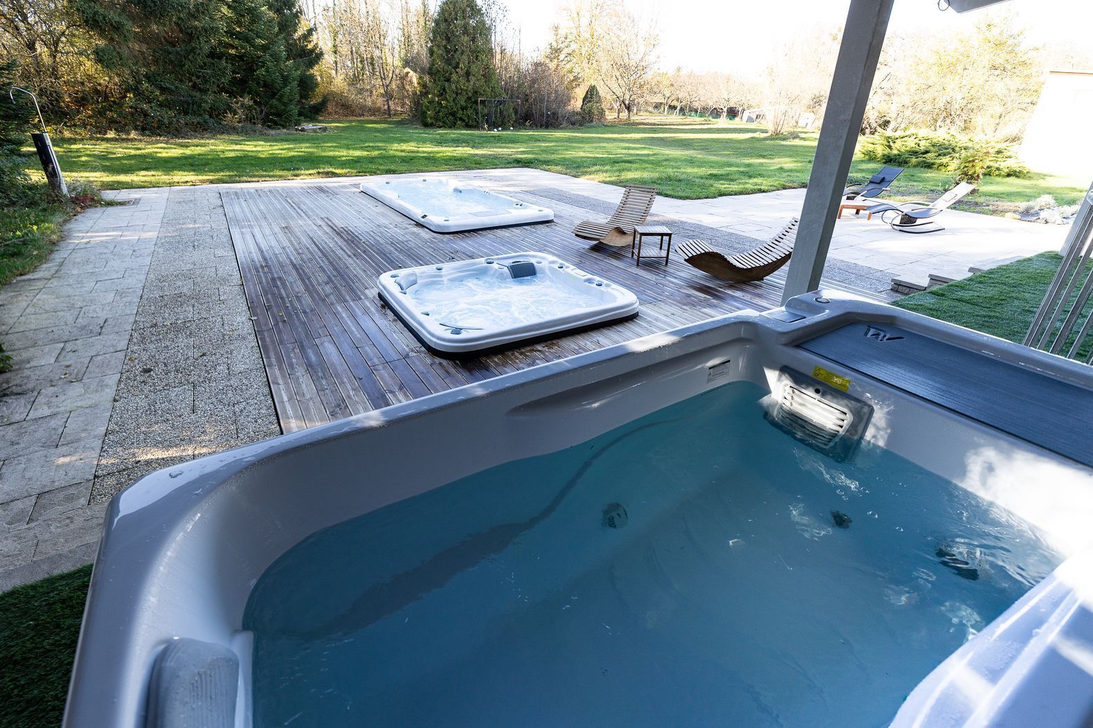 Bain à remous extérieur