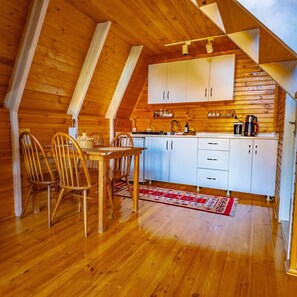 Comfort Bungalow, Pool View | Free WiFi - Atakum Bungalov Evleri (Samsun)