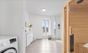 Douche, séchoir à cheveux