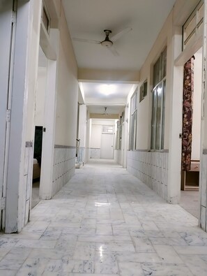 Hallway - Hotel The Prime (Rawalpindi)