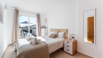 1 bedroom, iron/ironing board, bed sheets