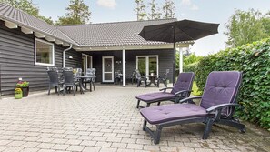 Outdoor dining - VillaVilla 171 - Ebeltoft, Østjylland (Ebeltoft)