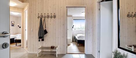 10 bedrooms, free WiFi