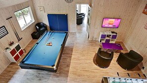 Spielezimmer